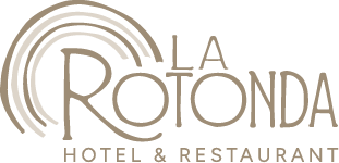 La Rotonda: hotel e ristorante raffinato con servizio eccellente e atmosfera accogliente.